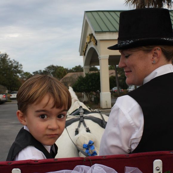 Meet your Posher, Kelly - Picture 1 of 1